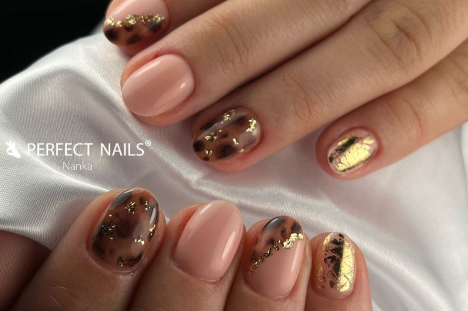 Autumn nail art – Discover the season's trendiest designs!